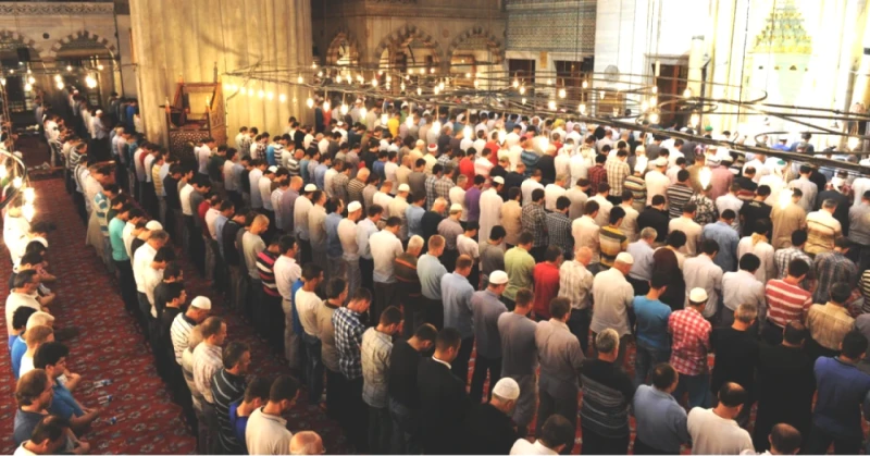 Kars'ta Ramazan Bayramı Namazı 2026: Saat Kaçta Kılınacak?